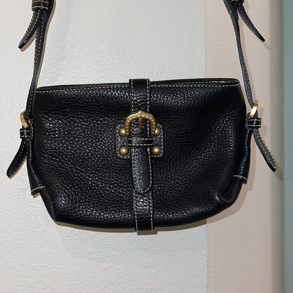 Dooney and Bourke - genuine leather black, cross body bag. Like new